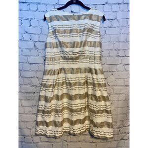 Vince Camuto Sleeveless Dress Size 12 Short Fitted Bodice White Gold Stripes